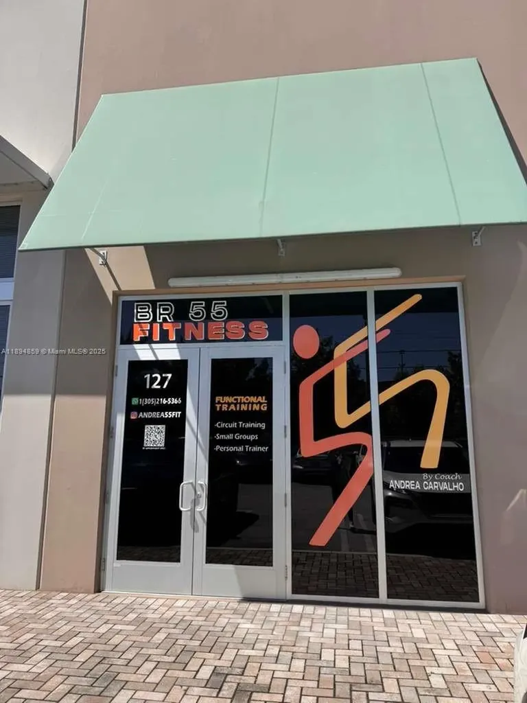 10890 NW 17th Street Sweetwater FL 33172