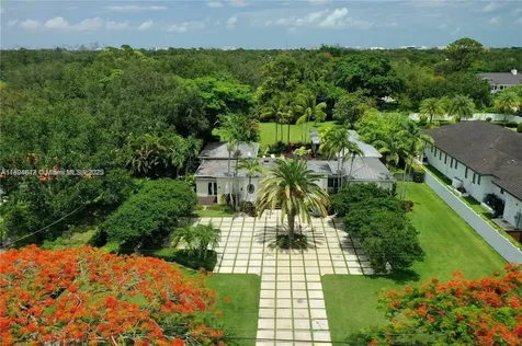 6645 SW 73rd Court Miami FL 33143