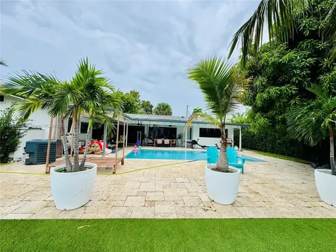 2305 Magnolia Drive North Miami FL 33181