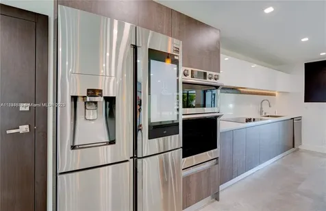2305 Magnolia Drive North Miami FL 33181