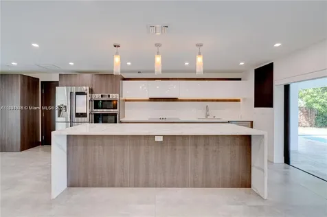 2305 Magnolia Drive North Miami FL 33181