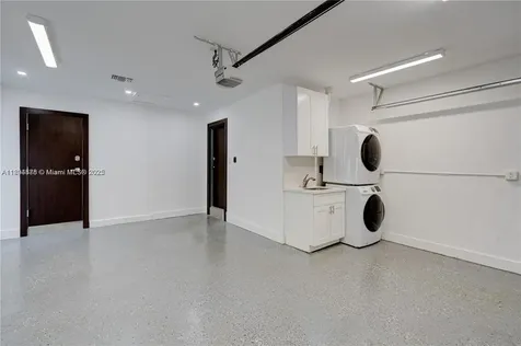 2305 Magnolia Drive North Miami FL 33181