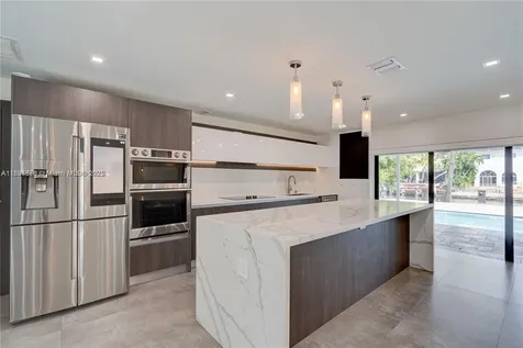 2305 Magnolia Drive North Miami FL 33181