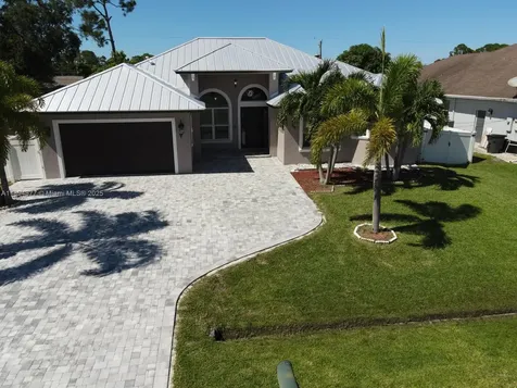 1749 SW Desert Avenue Port St. Lucie FL 34953