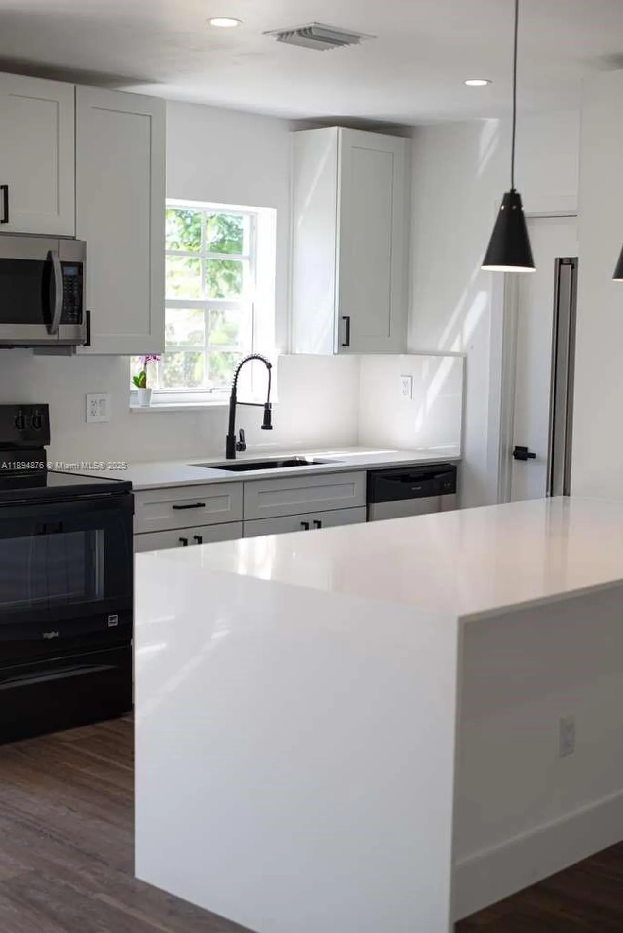 2411 SW 50th Terrace Fort Lauderdale FL 33317