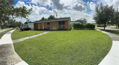 10610 SW 204th Terrace Cutler Bay FL 33189