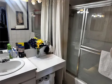 10610 SW 204th Terrace Cutler Bay FL 33189