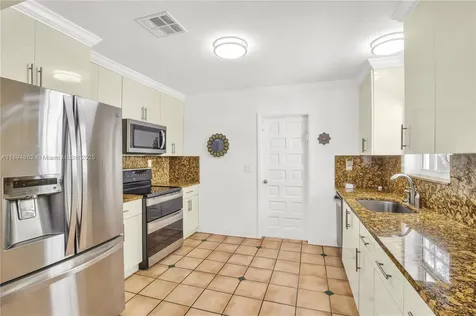 817 Venetia Avenue Coral Gables FL 33134