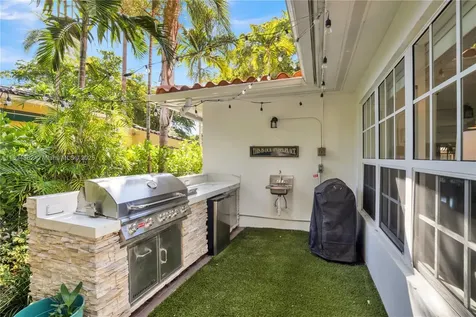 817 Venetia Avenue Coral Gables FL 33134