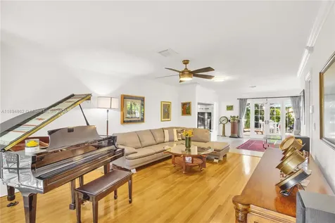 817 Venetia Avenue Coral Gables FL 33134