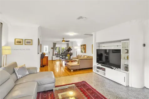 817 Venetia Avenue Coral Gables FL 33134