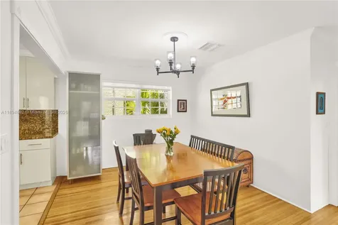 817 Venetia Avenue Coral Gables FL 33134