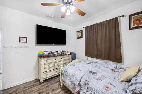 415 SE 34th Terrace Homestead FL 33033