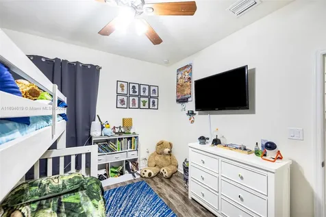 415 SE 34th Terrace Homestead FL 33033