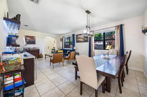 415 SE 34th Terrace Homestead FL 33033
