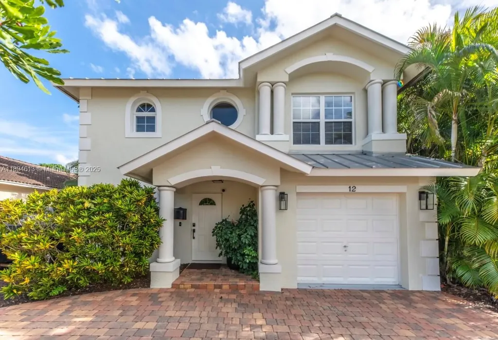 12 NE 26th Street Wilton Manors FL 33305