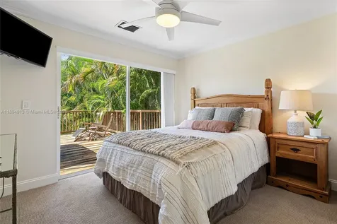 12 NE 26th Street Wilton Manors FL 33305