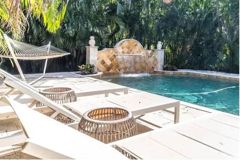 12 NE 26th Street Wilton Manors FL 33305