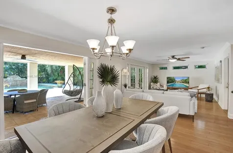 12 NE 26th Street Wilton Manors FL 33305