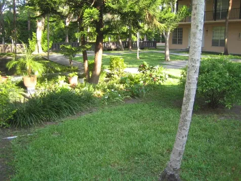 10824 N Kendall Drive Miami FL 33176