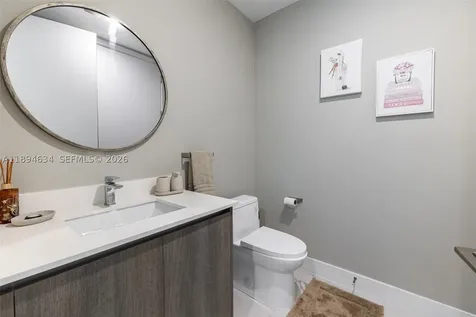 17550 Collins Avenue Sunny Isles Beach FL 33160