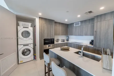 17550 Collins Avenue Sunny Isles Beach FL 33160