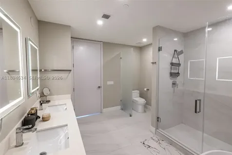 17550 Collins Avenue Sunny Isles Beach FL 33160