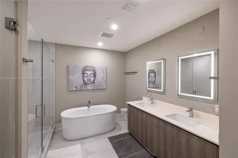 17550 Collins Avenue Sunny Isles Beach FL 33160
