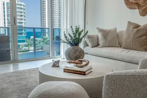 17550 Collins Avenue Sunny Isles Beach FL 33160