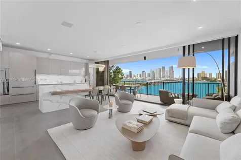 1000 Venetian Way Miami FL 33139