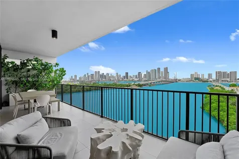 1000 Venetian Way Miami FL 33139