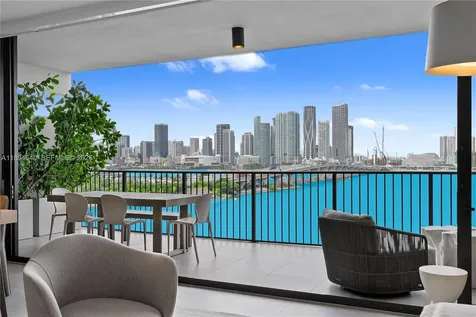 1000 Venetian Way Miami FL 33139