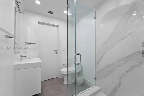 1000 Venetian Way Miami FL 33139