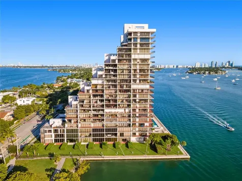1000 Venetian Way Miami FL 33139