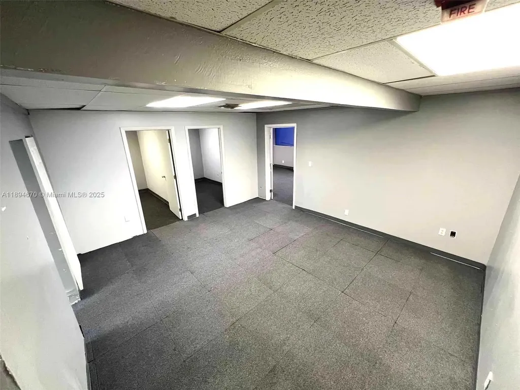2727 E Oakland Park Boulevard Fort Lauderdale FL 33306