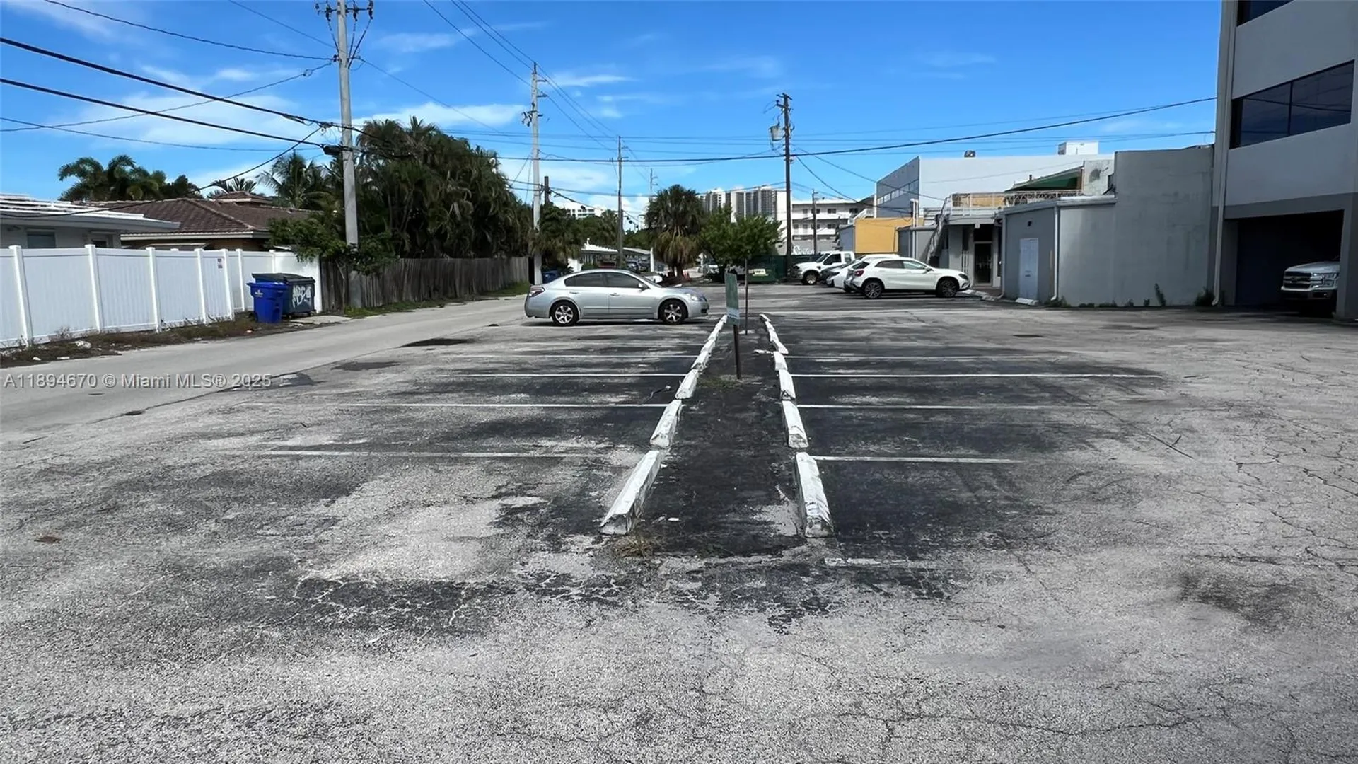 2727 E Oakland Park Boulevard Fort Lauderdale FL 33306