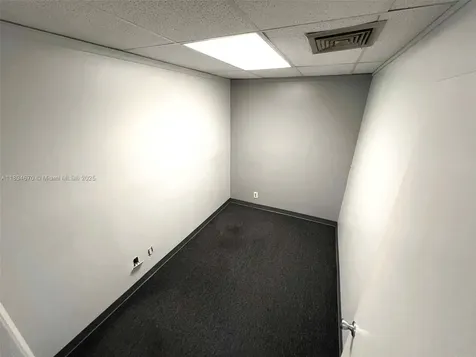 2727 E Oakland Park Boulevard Fort Lauderdale FL 33306