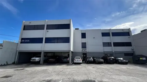 2727 E Oakland Park Boulevard Fort Lauderdale FL 33306