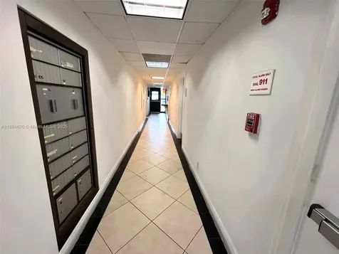 2727 E Oakland Park Boulevard Fort Lauderdale FL 33306