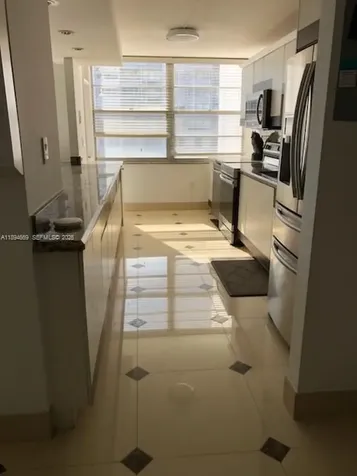 18051 Biscayne Boulevard Aventura FL 33160