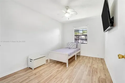 9435 NW 42nd Street Sunrise FL 33351