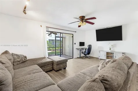 9435 NW 42nd Street Sunrise FL 33351