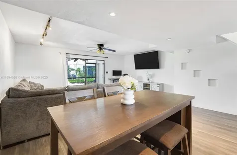 9435 NW 42nd Street Sunrise FL 33351