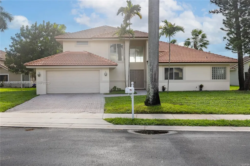 1361 SW 104th Avenue Pembroke Pines FL 33025