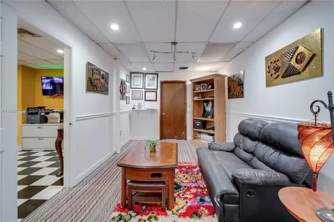 1121 NW 29th Street Miami FL 33127