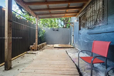 1121 NW 29th Street Miami FL 33127