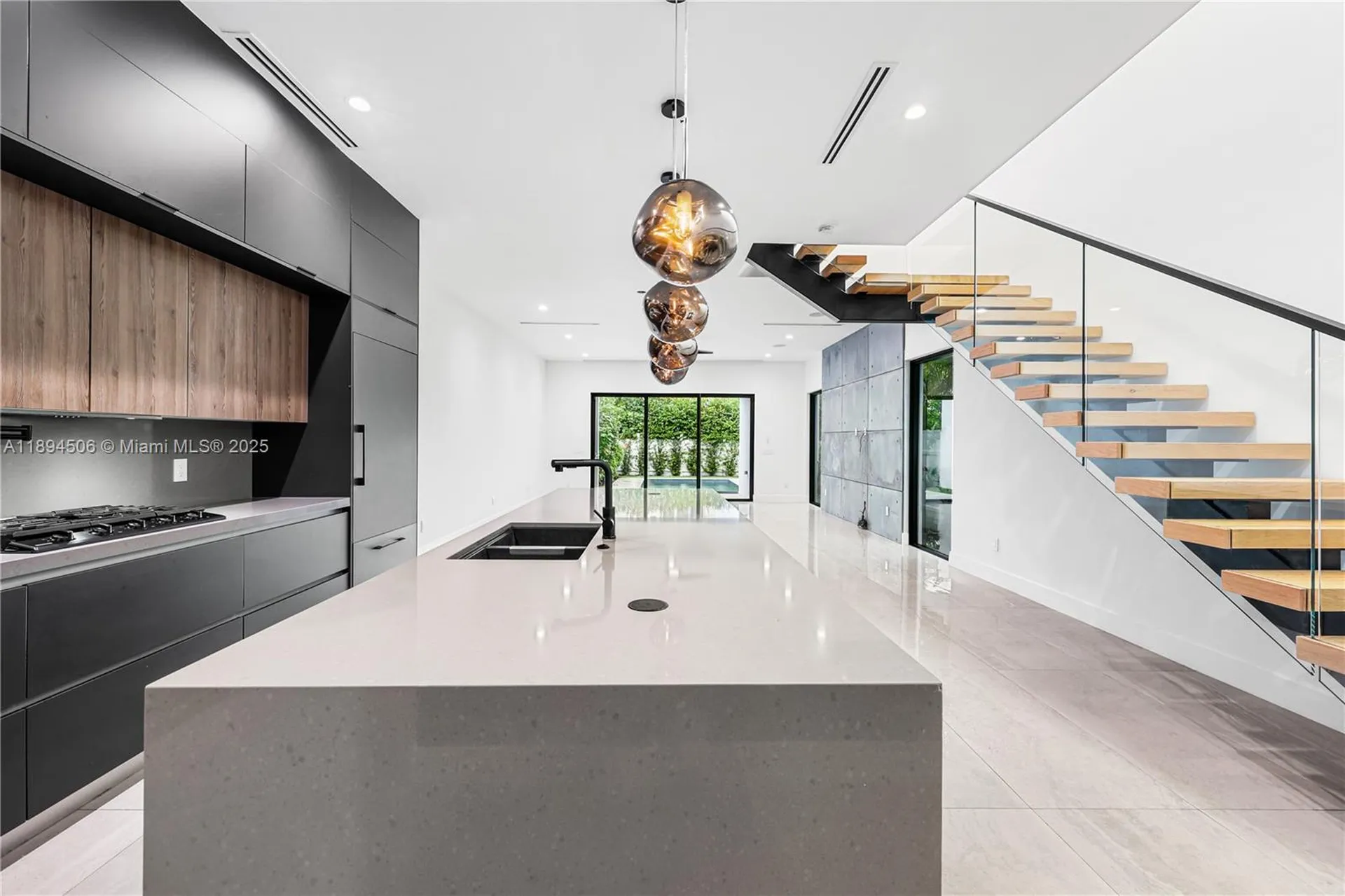 815 NE 17th Terrace Fort Lauderdale FL 33304