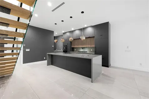 815 NE 17th Terrace Fort Lauderdale FL 33304