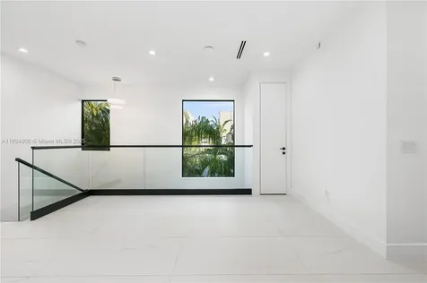 815 NE 17th Terrace Fort Lauderdale FL 33304