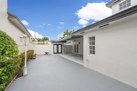 14820 NW 87th Court Miami Lakes FL 33018
